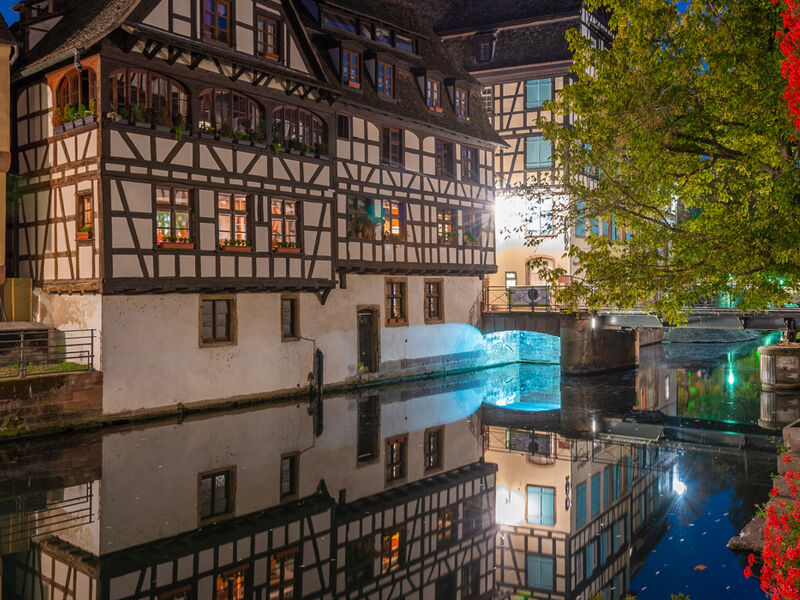 Ankara'dan Direkt Hareket Görkemli Rüya Üçgeni Almanya - Fransa - İsviçre Turu - SunExpress Havayolları İle - 3 Gece 4 Gün