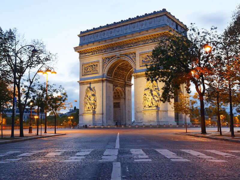 İzmir'den Direkt Hareket Görkemli Üçlü Benelüx & Fransa & Almanya Turu - SunExpress Havayolları ile -  7 Gece 8 Gün - 01 Mayıs Özel